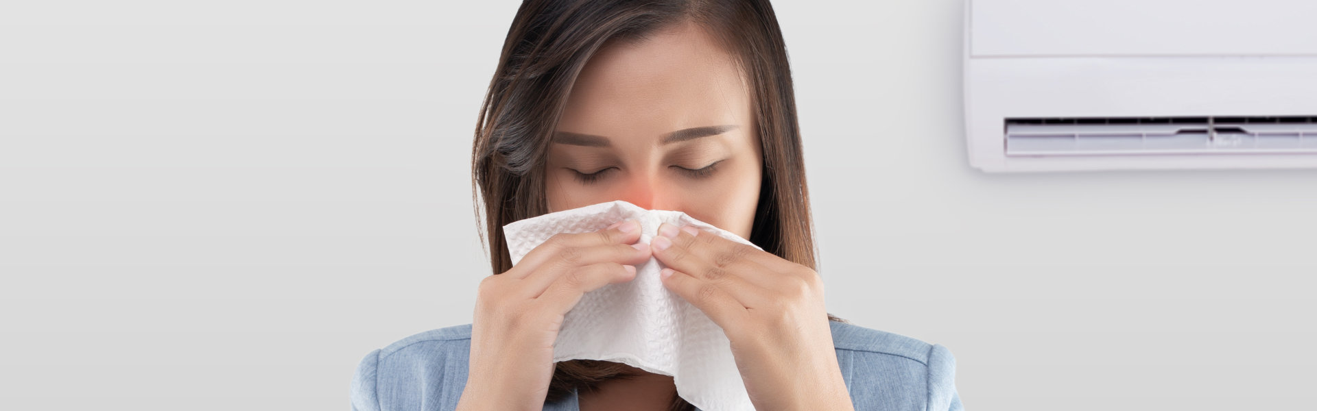 woman having allergy